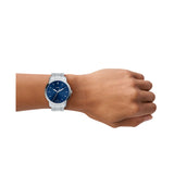 Minimalist 3 Hand
